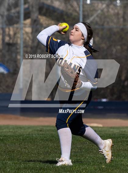 Thumbnail 3 in Del Oro @ Oak Ridge photogallery.