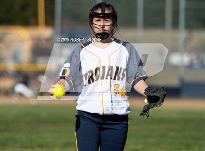 Thumbnail 1 in Del Oro @ Oak Ridge photogallery.