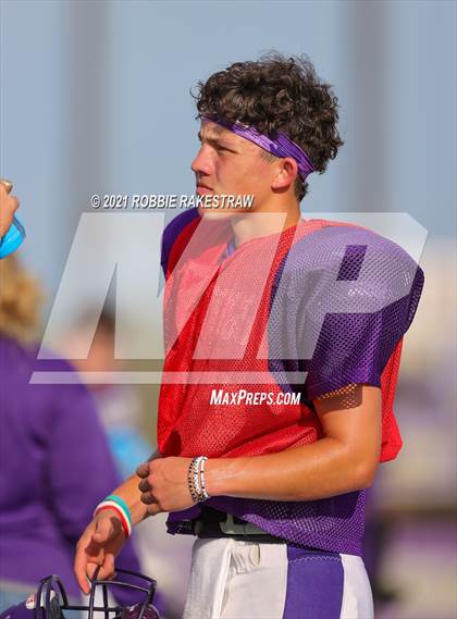 Thumbnail 1 in Eustace vs Kerens (Scrimmage) photogallery.
