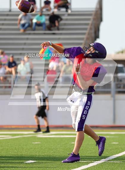 Thumbnail 3 in Eustace vs Kerens (Scrimmage) photogallery.
