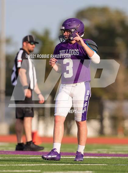 Thumbnail 2 in Eustace vs Kerens (Scrimmage) photogallery.