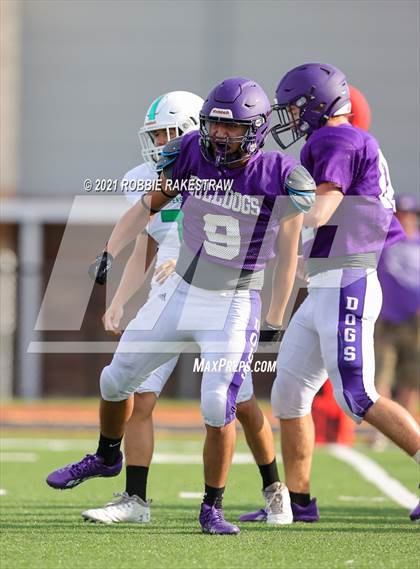 Thumbnail 1 in Eustace vs Kerens (Scrimmage) photogallery.