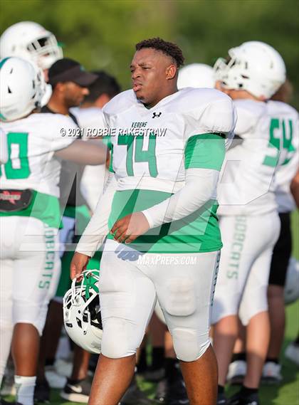 Thumbnail 2 in Eustace vs Kerens (Scrimmage) photogallery.