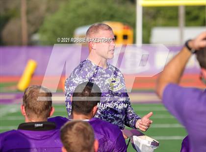 Thumbnail 1 in Eustace vs Kerens (Scrimmage) photogallery.