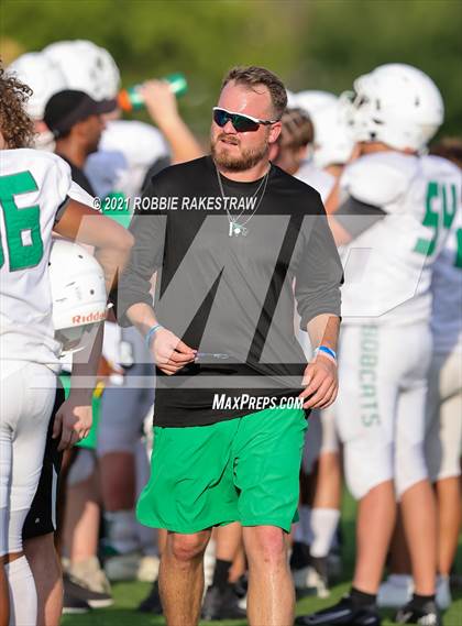 Thumbnail 1 in Eustace vs Kerens (Scrimmage) photogallery.