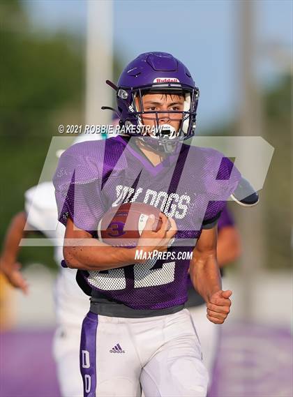 Thumbnail 2 in Eustace vs Kerens (Scrimmage) photogallery.