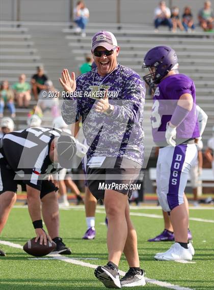 Thumbnail 3 in Eustace vs Kerens (Scrimmage) photogallery.