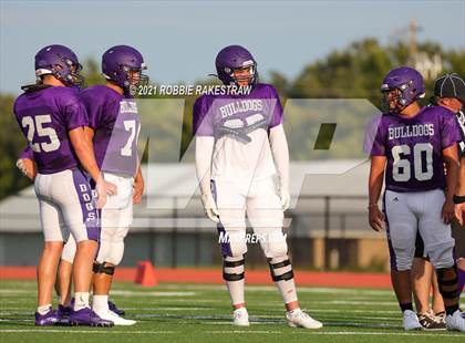 Thumbnail 2 in Eustace vs Kerens (Scrimmage) photogallery.