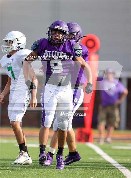 Thumbnail 2 in Eustace vs Kerens (Scrimmage) photogallery.