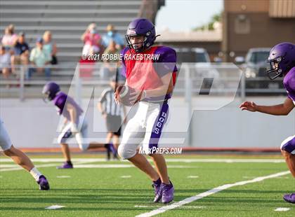 Thumbnail 1 in Eustace vs Kerens (Scrimmage) photogallery.