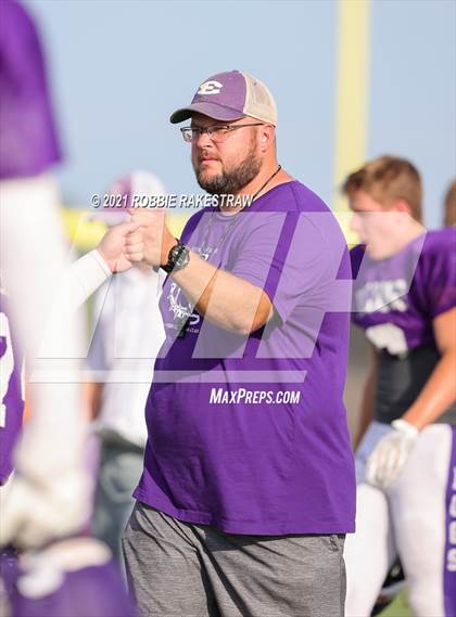 Thumbnail 3 in Eustace vs Kerens (Scrimmage) photogallery.