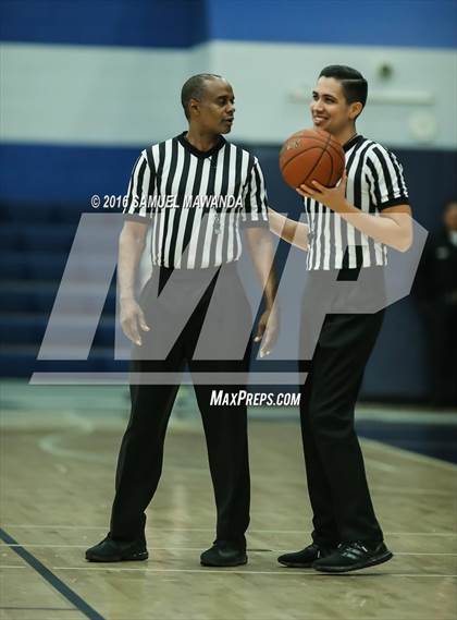 Thumbnail 1 in La Canada vs Westlake (Sierra Canyon Invitational) photogallery.