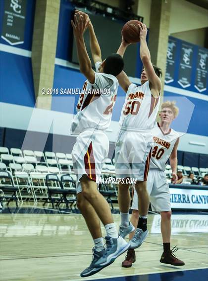 Thumbnail 1 in La Canada vs Westlake (Sierra Canyon Invitational) photogallery.
