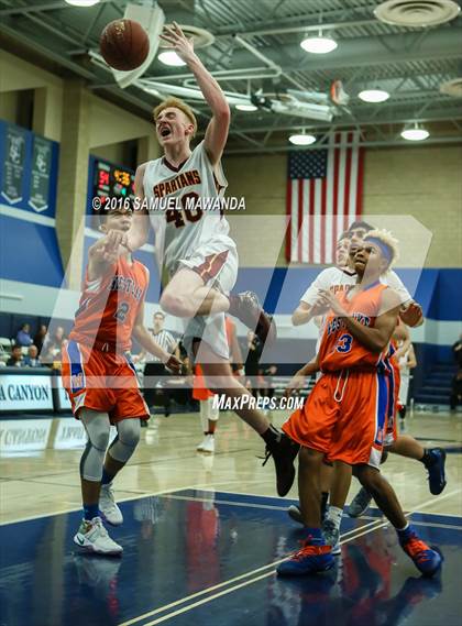 Thumbnail 2 in La Canada vs Westlake (Sierra Canyon Invitational) photogallery.