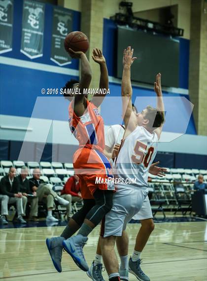 Thumbnail 2 in La Canada vs Westlake (Sierra Canyon Invitational) photogallery.