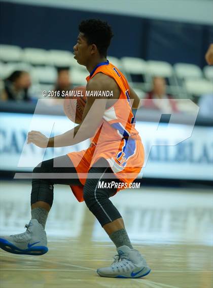 Thumbnail 2 in La Canada vs Westlake (Sierra Canyon Invitational) photogallery.