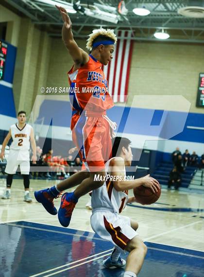 Thumbnail 1 in La Canada vs Westlake (Sierra Canyon Invitational) photogallery.