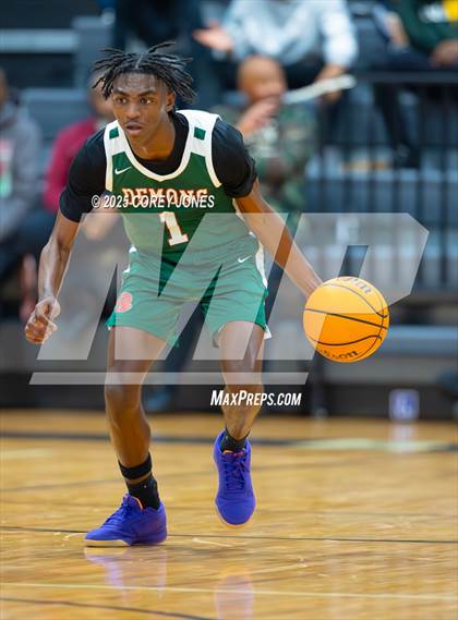 Thumbnail 3 in Warner Robins vs Houston County photogallery.