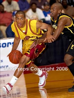 Thumbnail 3 in Clovis West vs Edison (CS D1 Final) photogallery.