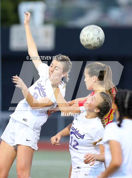 Thumbnail 3 in Carlsbad vs. Cathedral Catholic (CIF SDS Open Division Final) photogallery.
