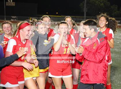 Thumbnail 2 in Carlsbad vs. Cathedral Catholic (CIF SDS Open Division Final) photogallery.