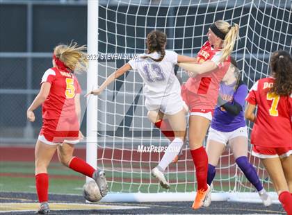 Thumbnail 3 in Carlsbad vs. Cathedral Catholic (CIF SDS Open Division Final) photogallery.