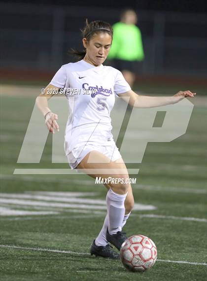 Thumbnail 2 in Carlsbad vs. Cathedral Catholic (CIF SDS Open Division Final) photogallery.