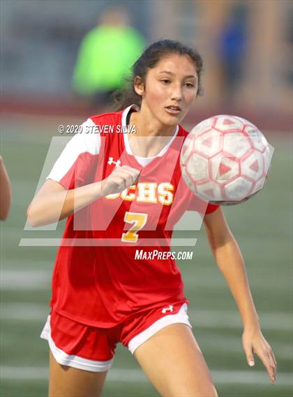 Thumbnail 2 in Carlsbad vs. Cathedral Catholic (CIF SDS Open Division Final) photogallery.