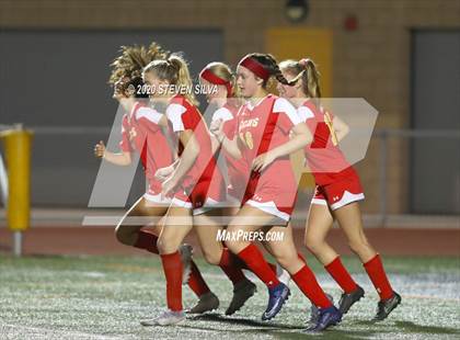 Thumbnail 2 in Carlsbad vs. Cathedral Catholic (CIF SDS Open Division Final) photogallery.