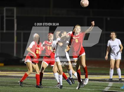 Thumbnail 3 in Carlsbad vs. Cathedral Catholic (CIF SDS Open Division Final) photogallery.