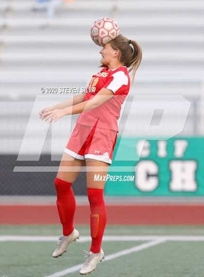 Thumbnail 1 in Carlsbad vs. Cathedral Catholic (CIF SDS Open Division Final) photogallery.