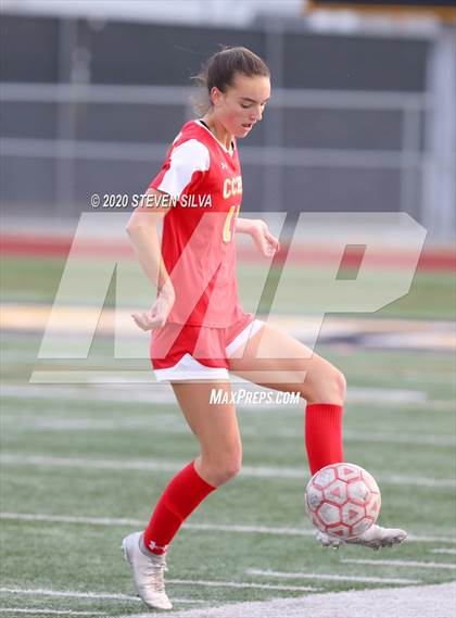 Thumbnail 2 in Carlsbad vs. Cathedral Catholic (CIF SDS Open Division Final) photogallery.