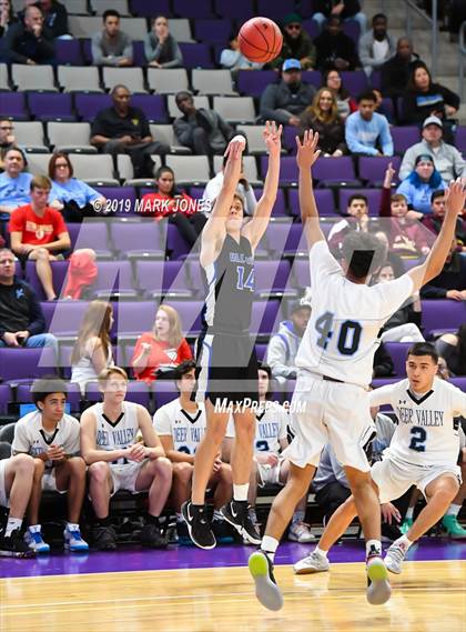 Thumbnail 1 in Deer Valley vs. Catalina Foothills (AIA 4A Semifinal) photogallery.