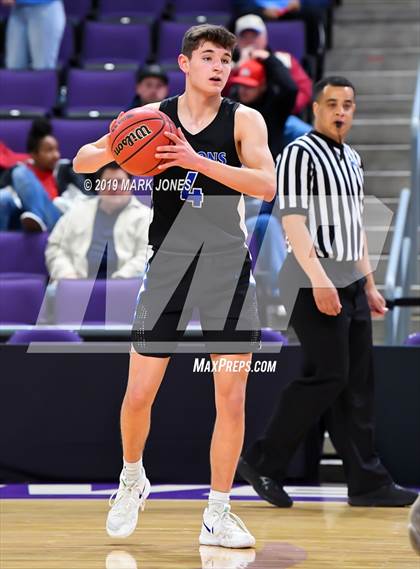 Thumbnail 2 in Deer Valley vs. Catalina Foothills (AIA 4A Semifinal) photogallery.