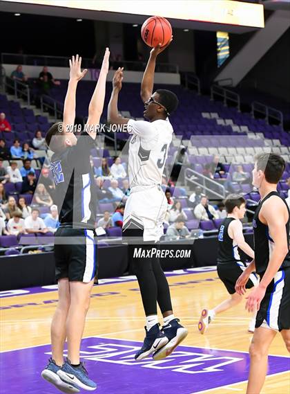 Thumbnail 3 in Deer Valley vs. Catalina Foothills (AIA 4A Semifinal) photogallery.