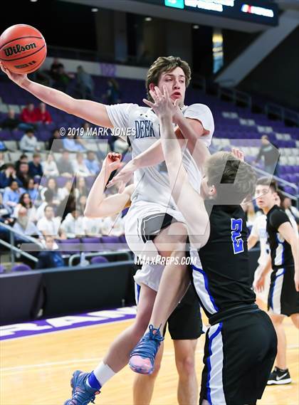 Thumbnail 3 in Deer Valley vs. Catalina Foothills (AIA 4A Semifinal) photogallery.