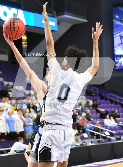 Thumbnail 1 in Deer Valley vs. Catalina Foothills (AIA 4A Semifinal) photogallery.