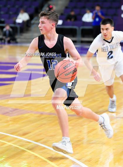 Thumbnail 1 in Deer Valley vs. Catalina Foothills (AIA 4A Semifinal) photogallery.