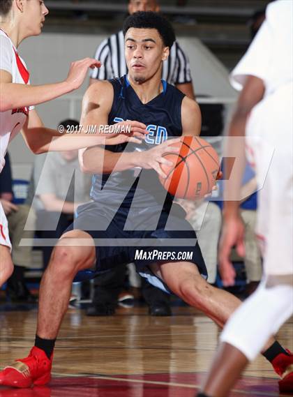 Thumbnail 3 in Allen vs. Dawson (McDonald's Texas Invitational) photogallery.