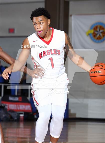 Thumbnail 2 in Allen vs. Dawson (McDonald's Texas Invitational) photogallery.