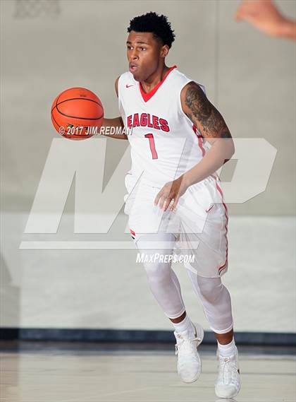 Thumbnail 1 in Allen vs. Dawson (McDonald's Texas Invitational) photogallery.