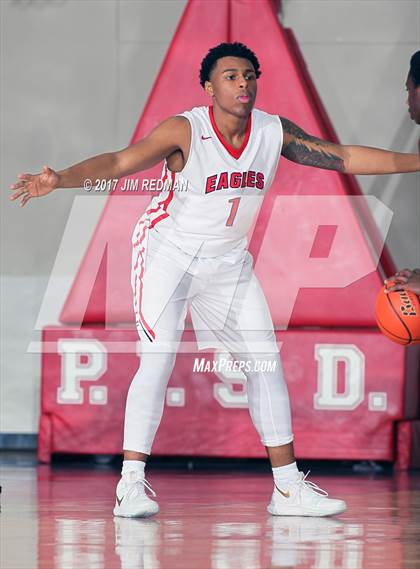 Thumbnail 1 in Allen vs. Dawson (McDonald's Texas Invitational) photogallery.