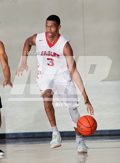 Thumbnail 2 in Allen vs. Dawson (McDonald's Texas Invitational) photogallery.