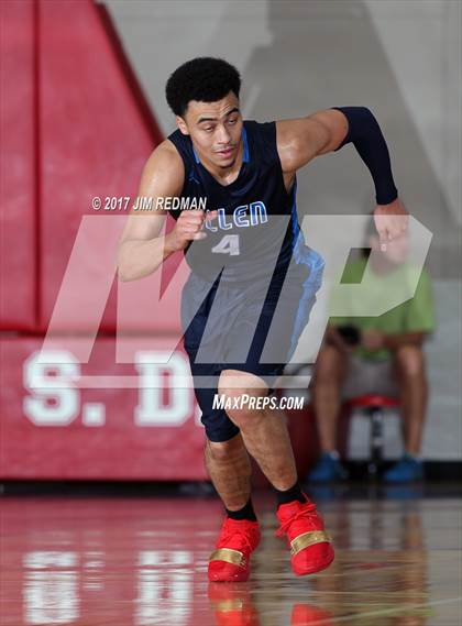 Thumbnail 1 in Allen vs. Dawson (McDonald's Texas Invitational) photogallery.
