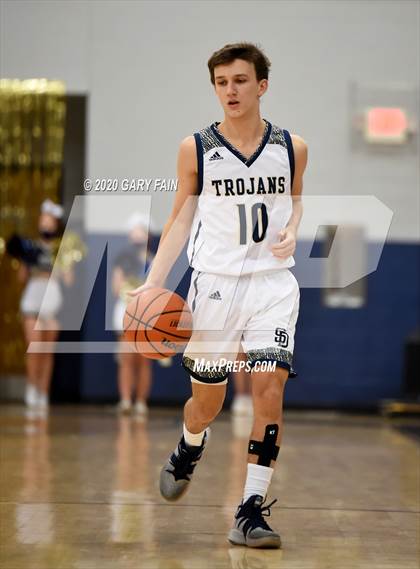 Thumbnail 1 in East Ridge @ Soddy Daisy photogallery.