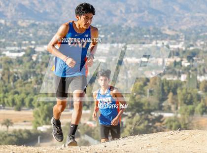 Thumbnail 3 in Western League Pre-Championship Meet photogallery.