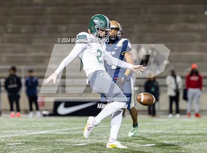 Thumbnail 3 in Poway vs. Mater Dei Catholic (CIF SDS Division 2 Championship) photogallery.