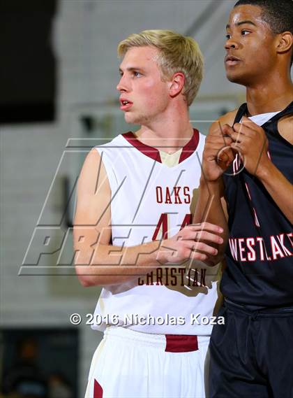Thumbnail 2 in Oaks Christian vs. Harvard-Westlake (Calabasas Showcase) photogallery.