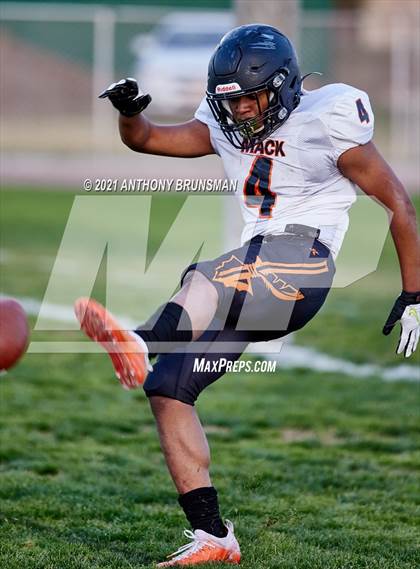Thumbnail 1 in McClymonds @ Manteca photogallery.