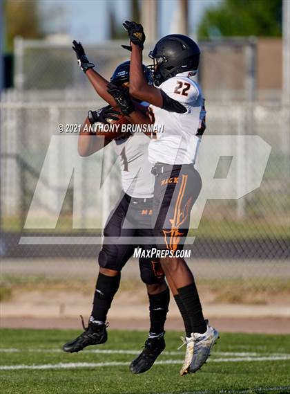 Thumbnail 2 in McClymonds @ Manteca photogallery.